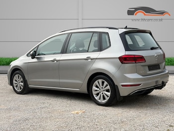 Used Volkswagen Golf SV 2018 for sale - 78954887: Photo