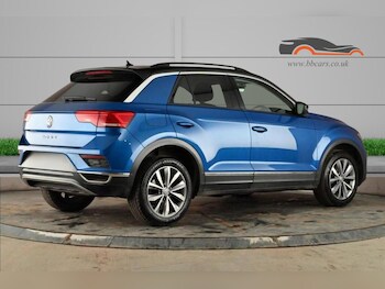 Used Volkswagen T-Roc 2019 for sale - 77302836: Photo