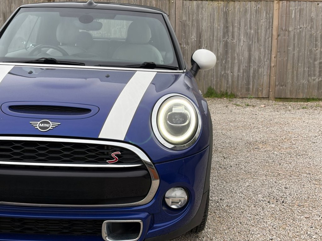 Used MINI Convertible 2018 for sale - 77780102: Photo 20