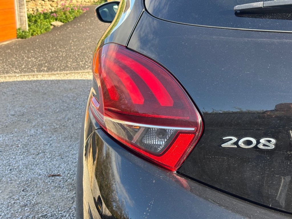 Used Peugeot 208 2016 for sale - 76509402: Photo 12