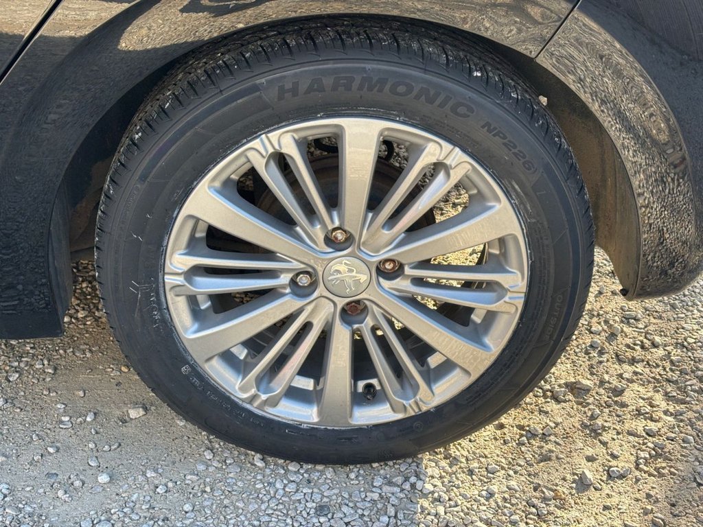 Used Peugeot 208 2016 for sale - 76509402: Photo 15