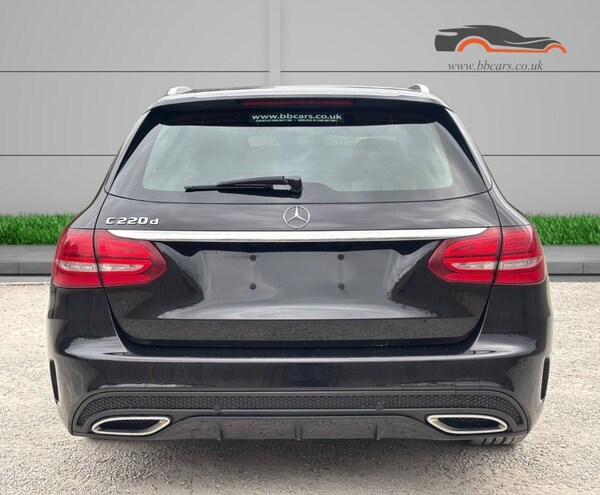 Used Mercedes-Benz C Class 2018 for sale - 75619437: Photo 4