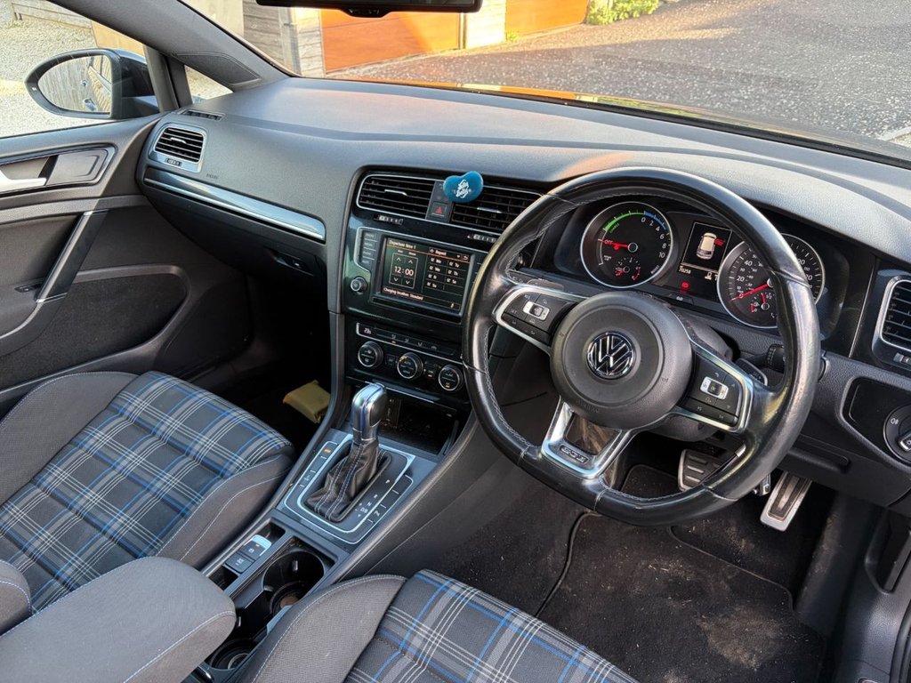 Used Volkswagen Golf 2015 for sale - 77014455: Photo 9
