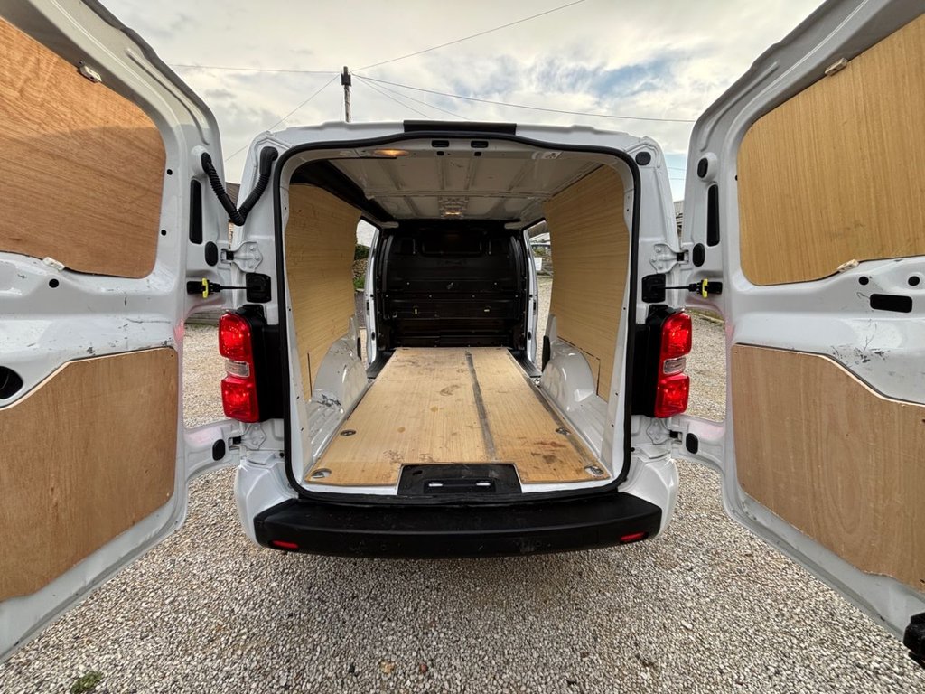 Used Peugeot Expert 2023 for sale - 76950229: Photo 15