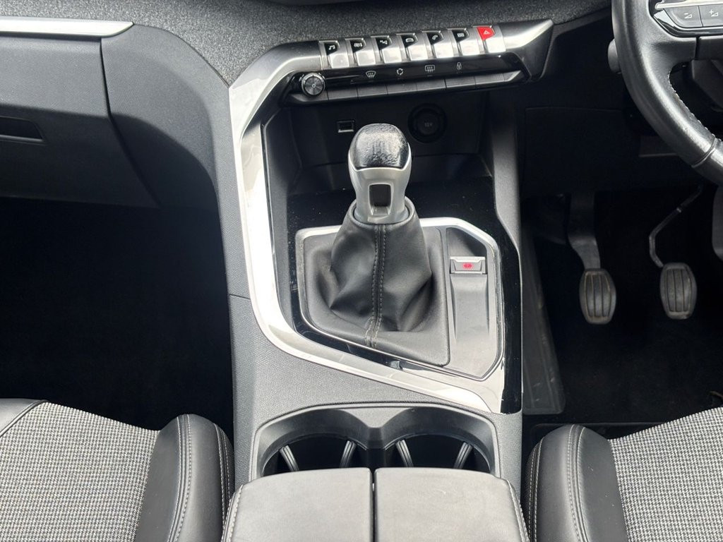 Used Peugeot 3008 2018 for sale - 76429716: Photo 24