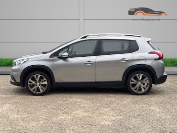 Used Peugeot 2008 2018 for sale - 76429608: Photo