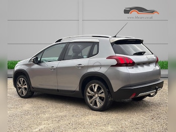 Used Peugeot 2008 2018 for sale - 76429608: Photo