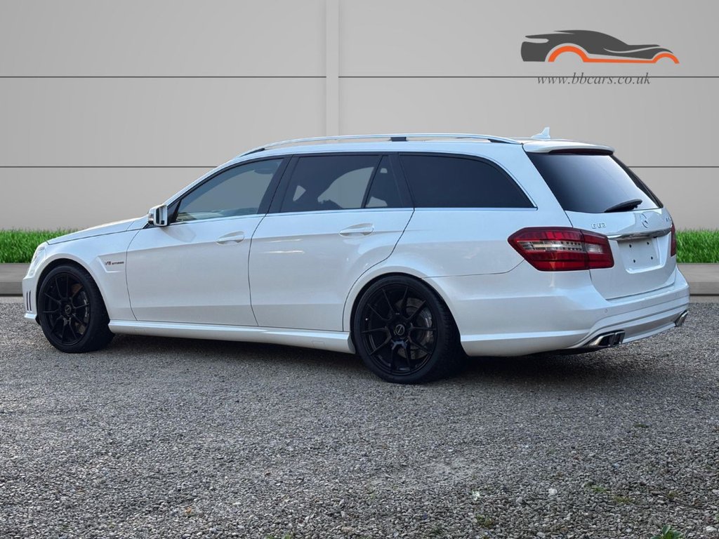 Used Mercedes-Benz E Class 2013 for sale - 76900271: Photo 3