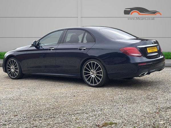 Used Mercedes-Benz E Class 2020 for sale - 72564044: Photo 3