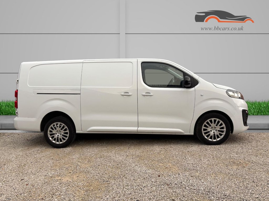 Used Vauxhall Vivaro 2023 for sale - 76950346: Photo 2
