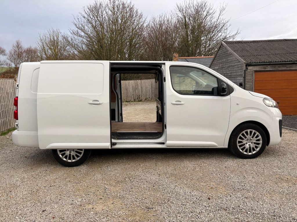 Used Vauxhall Vivaro 2023 for sale - 77421818: Photo 14