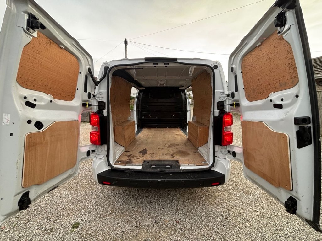 Used Vauxhall Vivaro 2023 for sale - 77421818: Photo 16