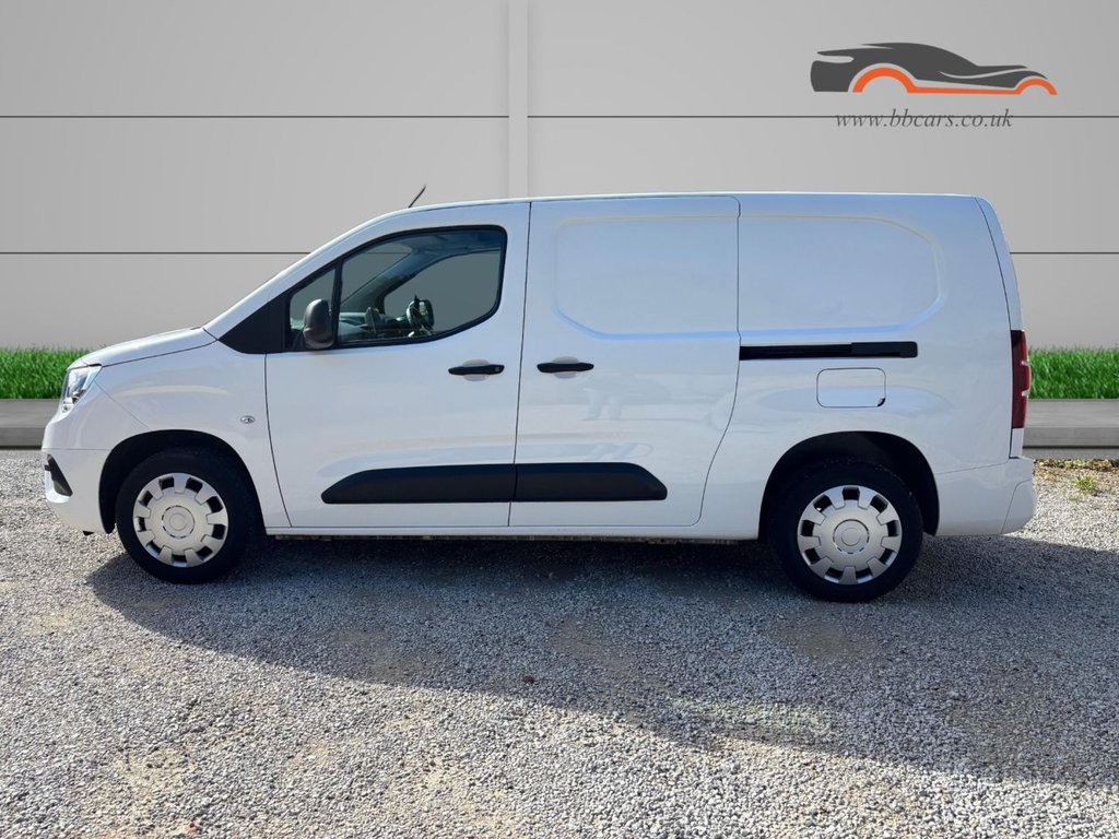 Used Vauxhall Combo 2021 for sale - 76048186: Photo 2