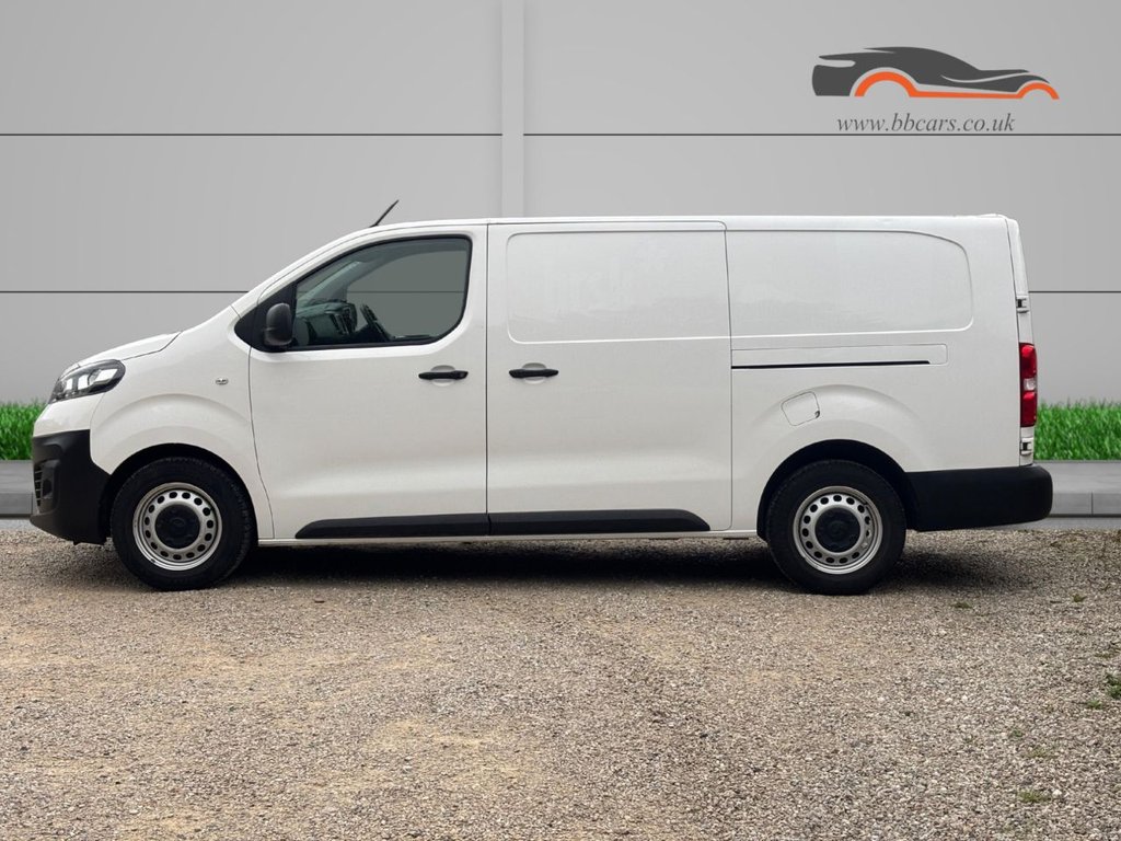 Used Vauxhall Vivaro 2020 for sale - 76018978: Photo 2