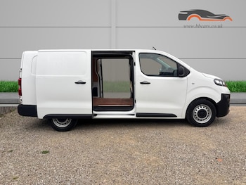 Used Vauxhall Vivaro 2020 for sale - 76018978: Photo