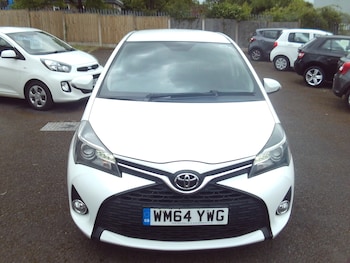 Used Toyota Yaris 2015 for sale - 78541278: Photo