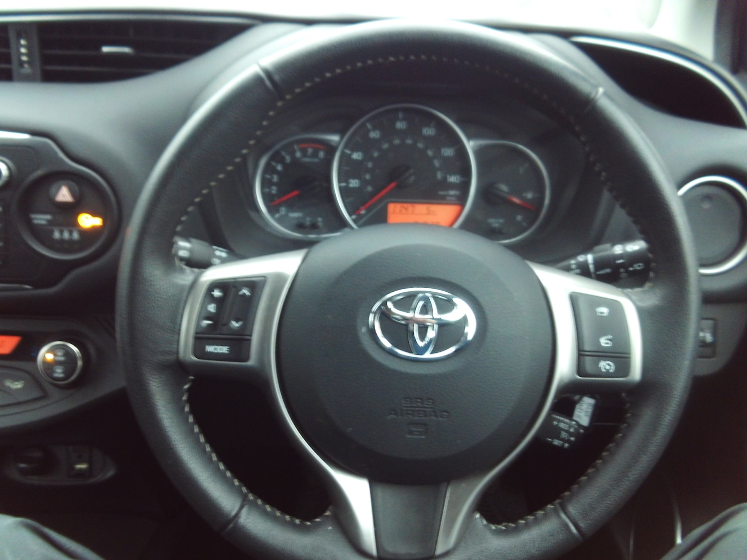 Used Toyota Yaris 2015 for sale - 77406414: Photo 16