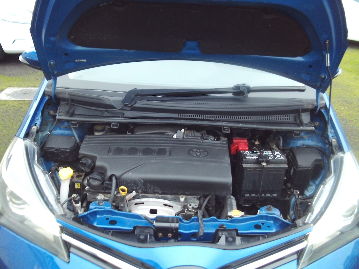 Used Toyota Yaris 2015 for sale - 77406414: Photo 28