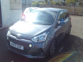 Used Hyundai i10 2017 for sale - 78379734: Photo