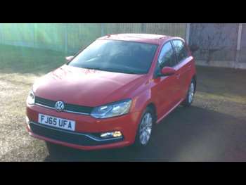 Used Volkswagen Polo 2015 for sale - 73639996: Photo