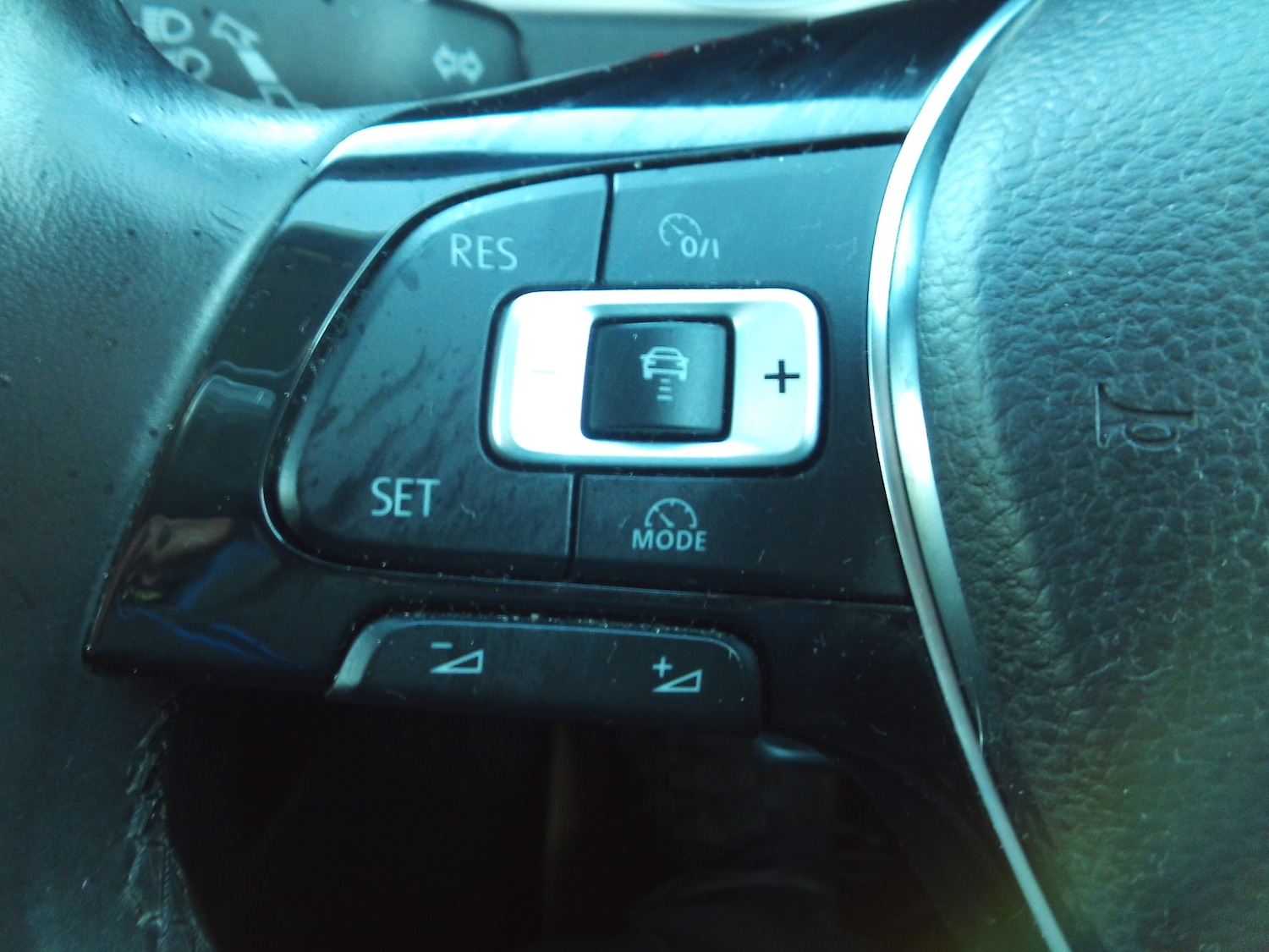 Used Volkswagen Golf 2017 for sale - 76893176: Photo 21