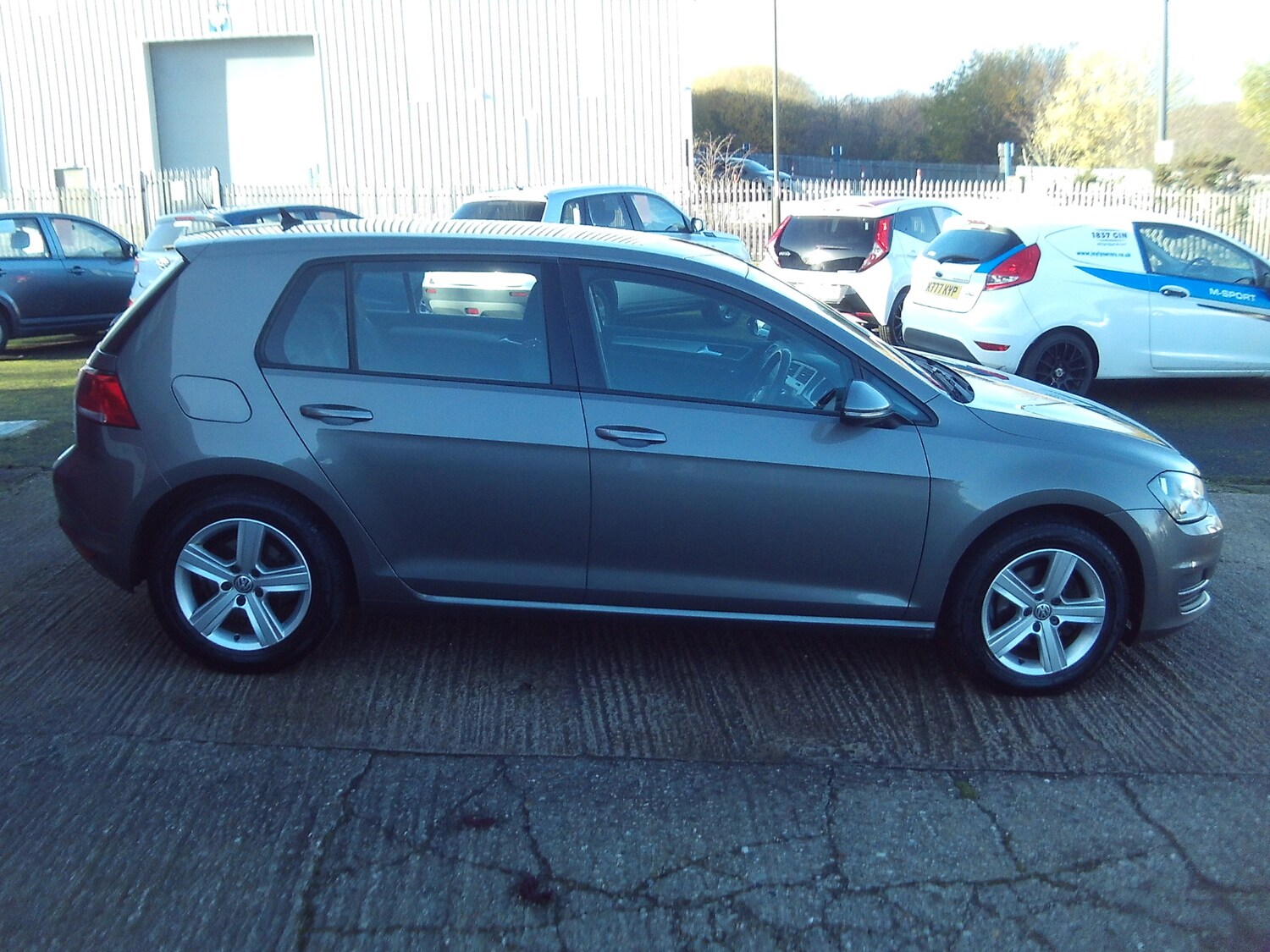 Used Volkswagen Golf 2017 for sale - 76893176: Photo 8