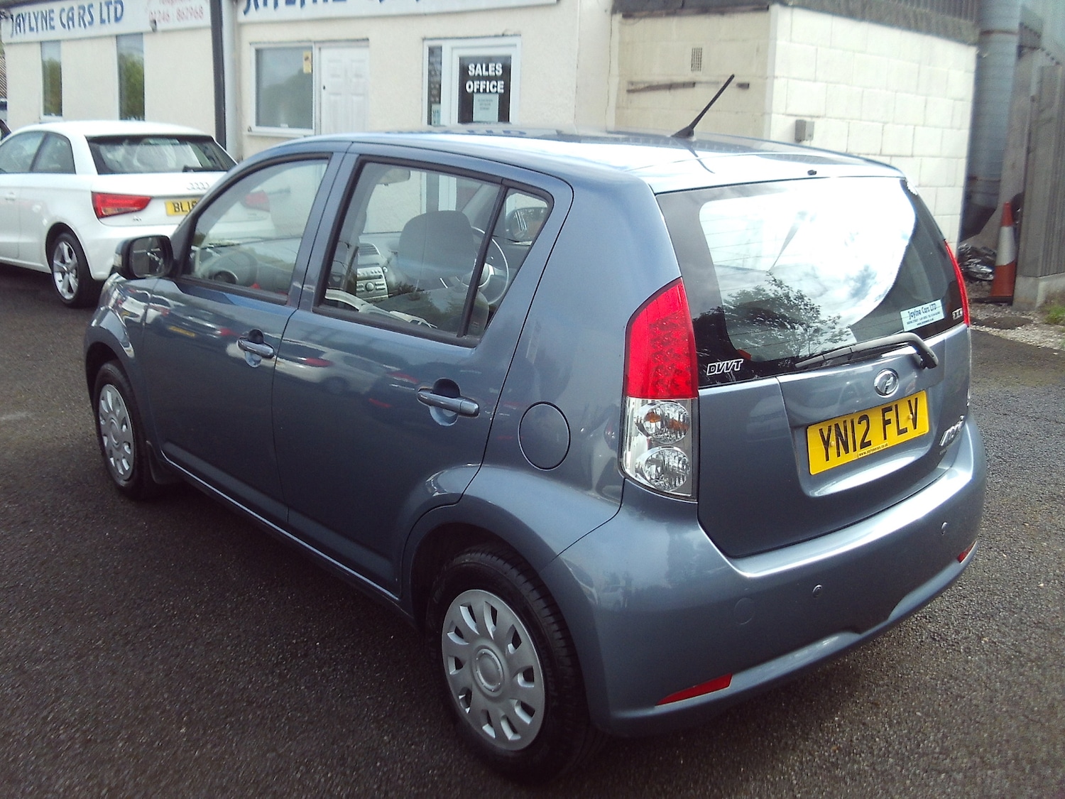 Vehicle 5