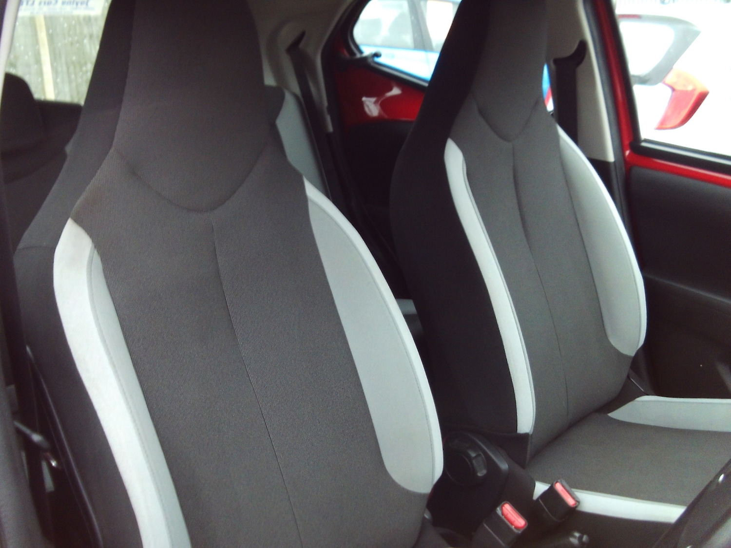 Used Toyota AYGO 2017 for sale - 76969811: Photo 10