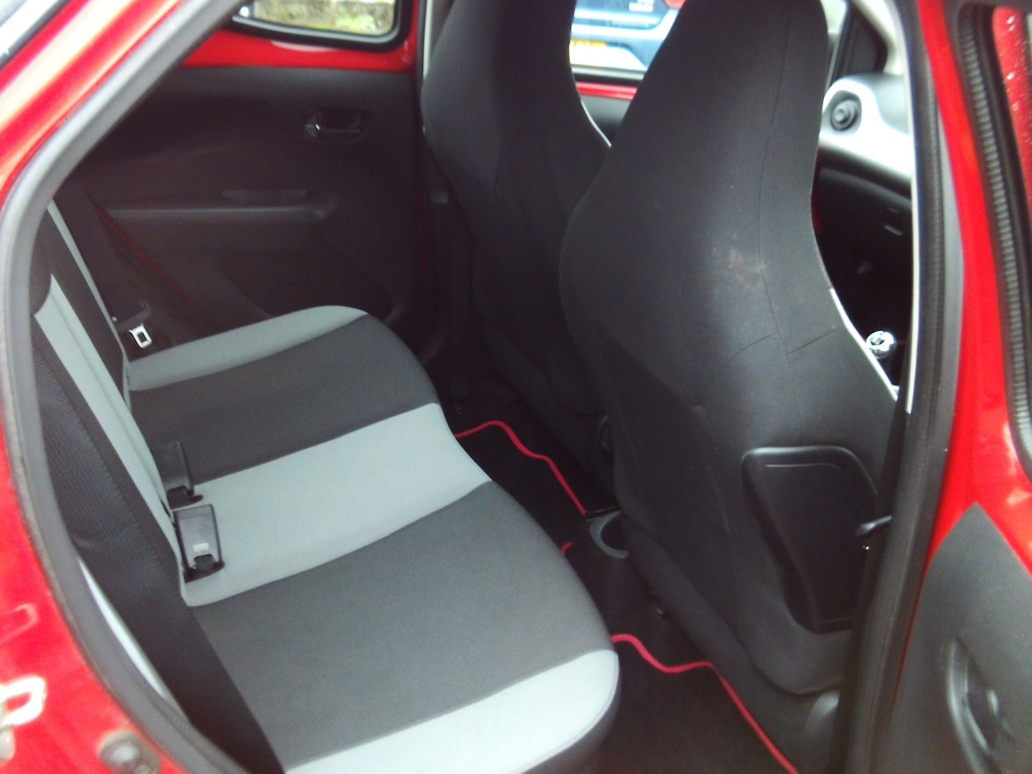 Used Toyota AYGO 2017 for sale - 76969811: Photo 12