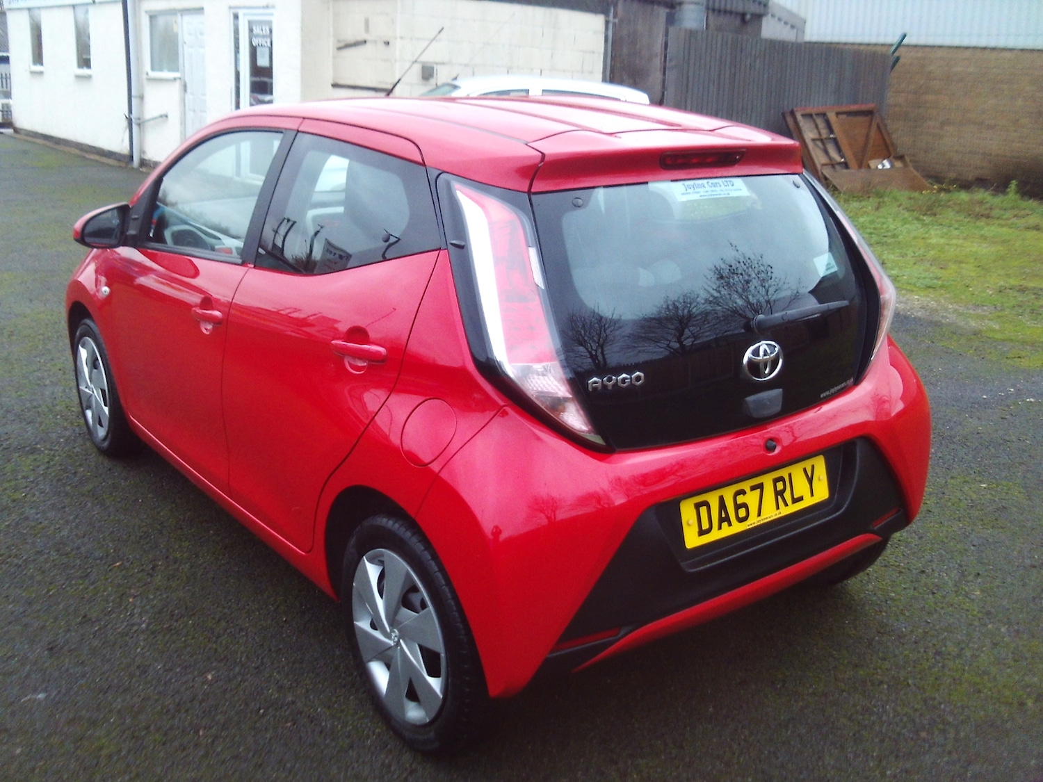 Used Toyota AYGO 2017 for sale - 76969811: Photo 5