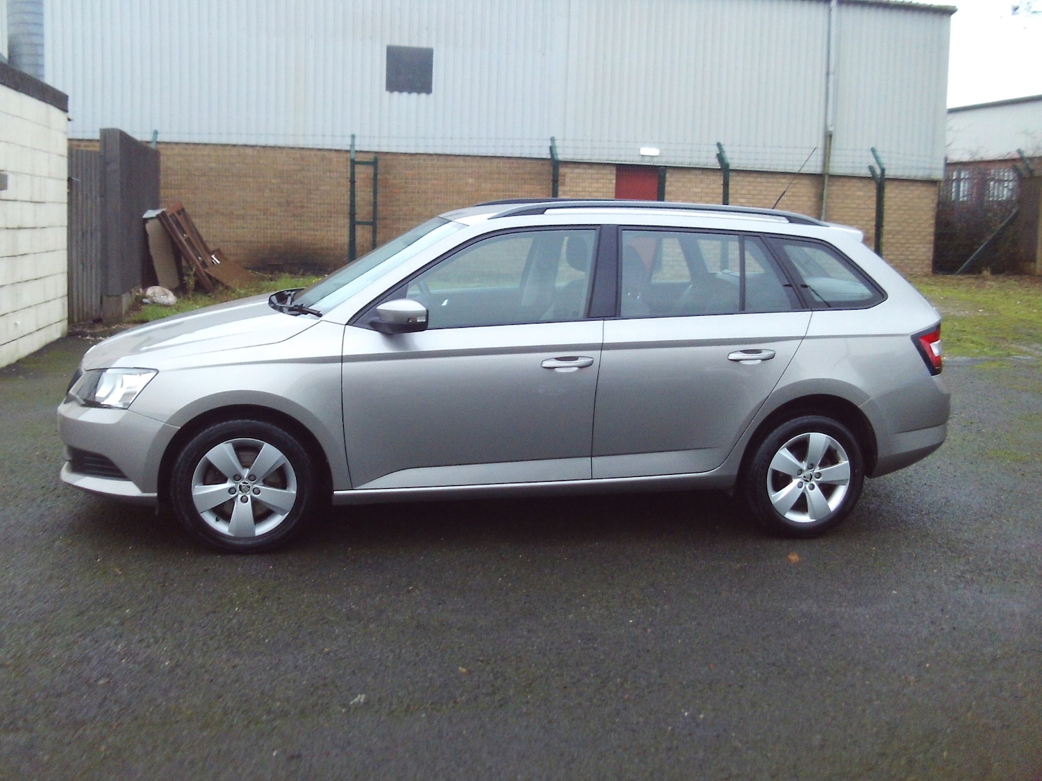 Used Skoda Fabia 2017 for sale - 76948551: Photo 4