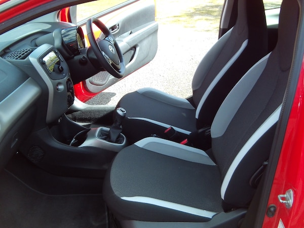 Used Toyota AYGO 2015 for sale - 74387569: Photo 13