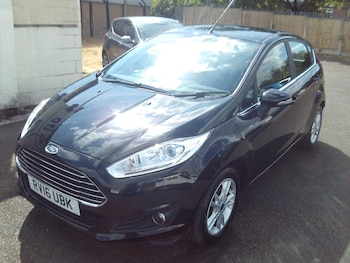 Used Ford Fiesta 2016 for sale - 79456919: Photo