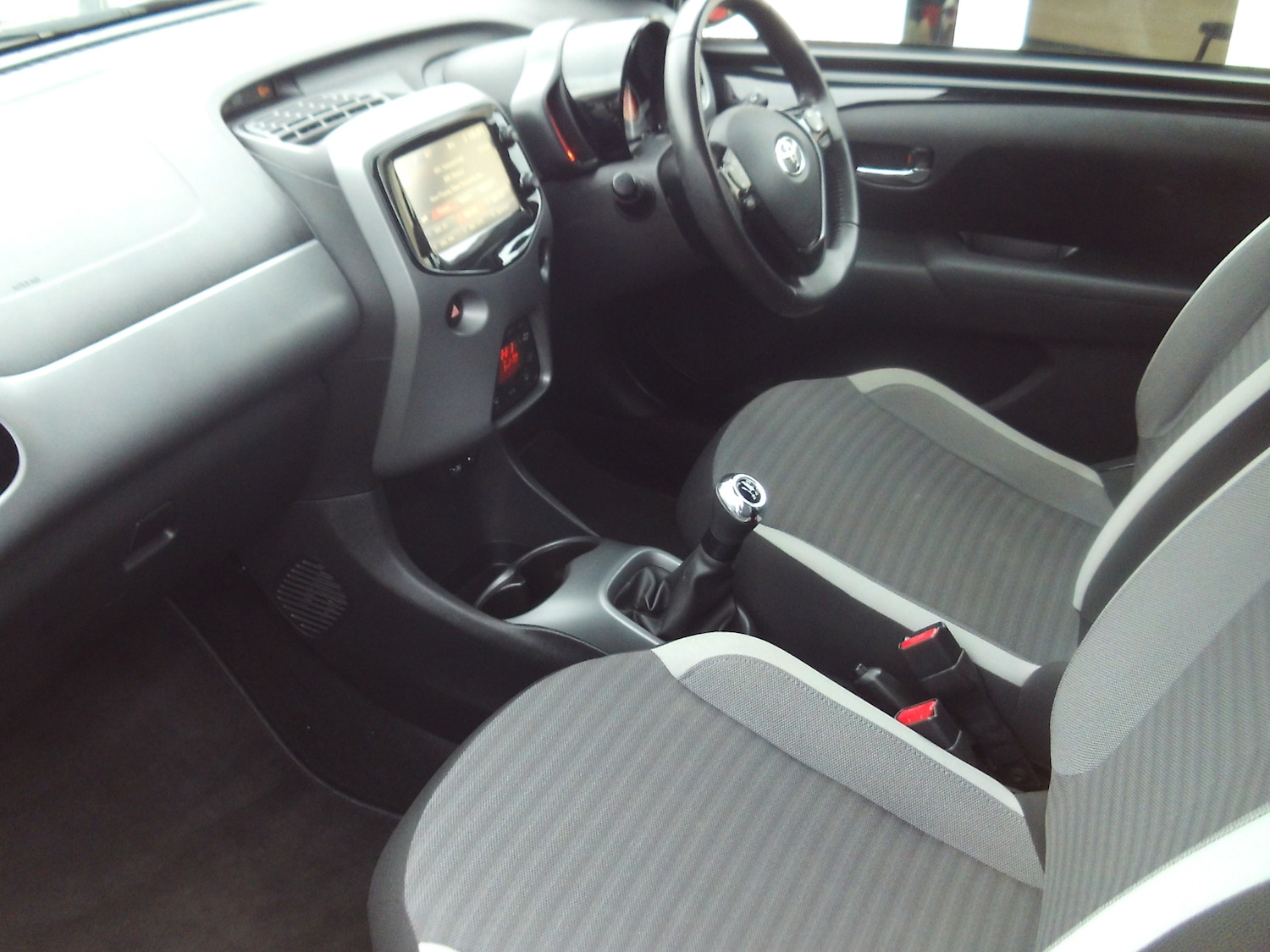 Used Toyota AYGO 2018 for sale - 77776504: Photo 13