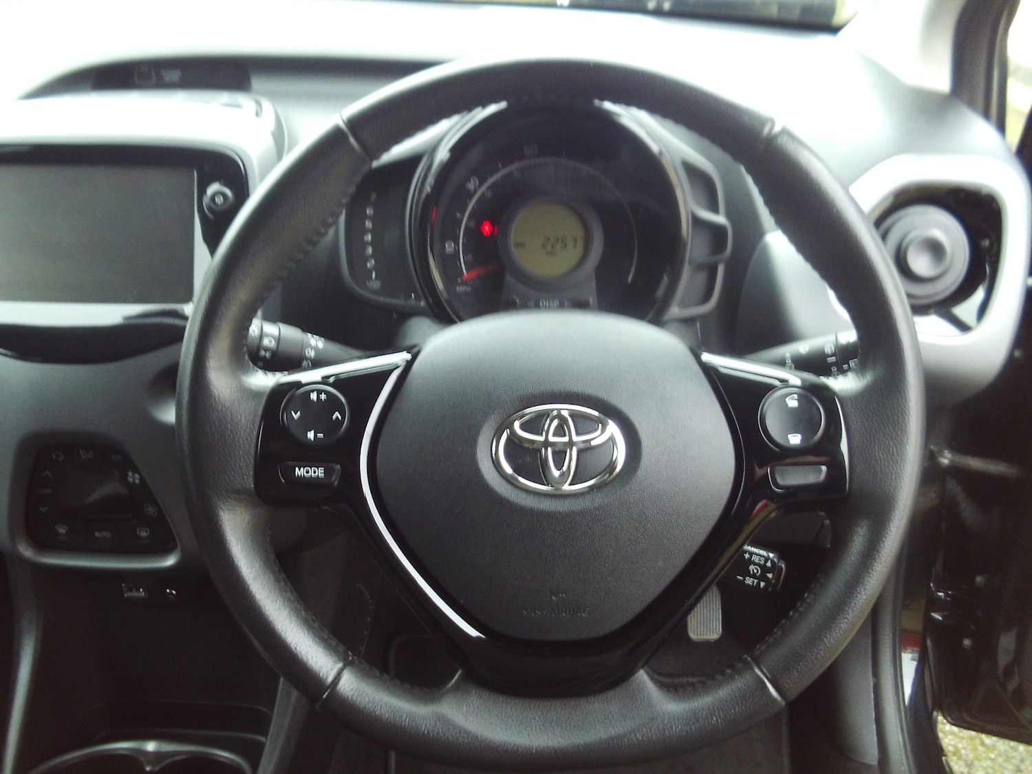 Used Toyota AYGO 2018 for sale - 77776504: Photo 16