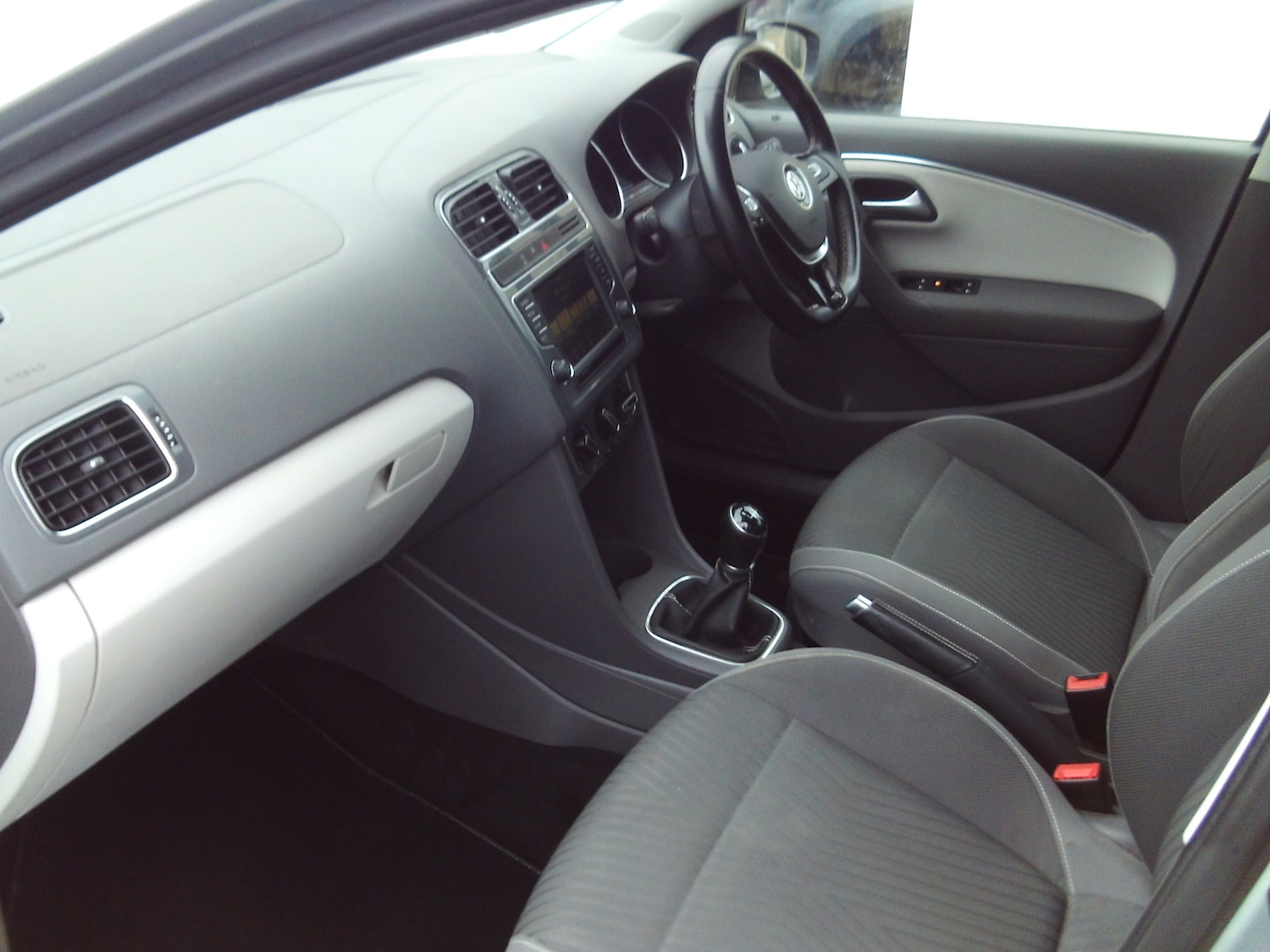 Used Volkswagen Polo 2015 for sale - 77149164: Photo 13