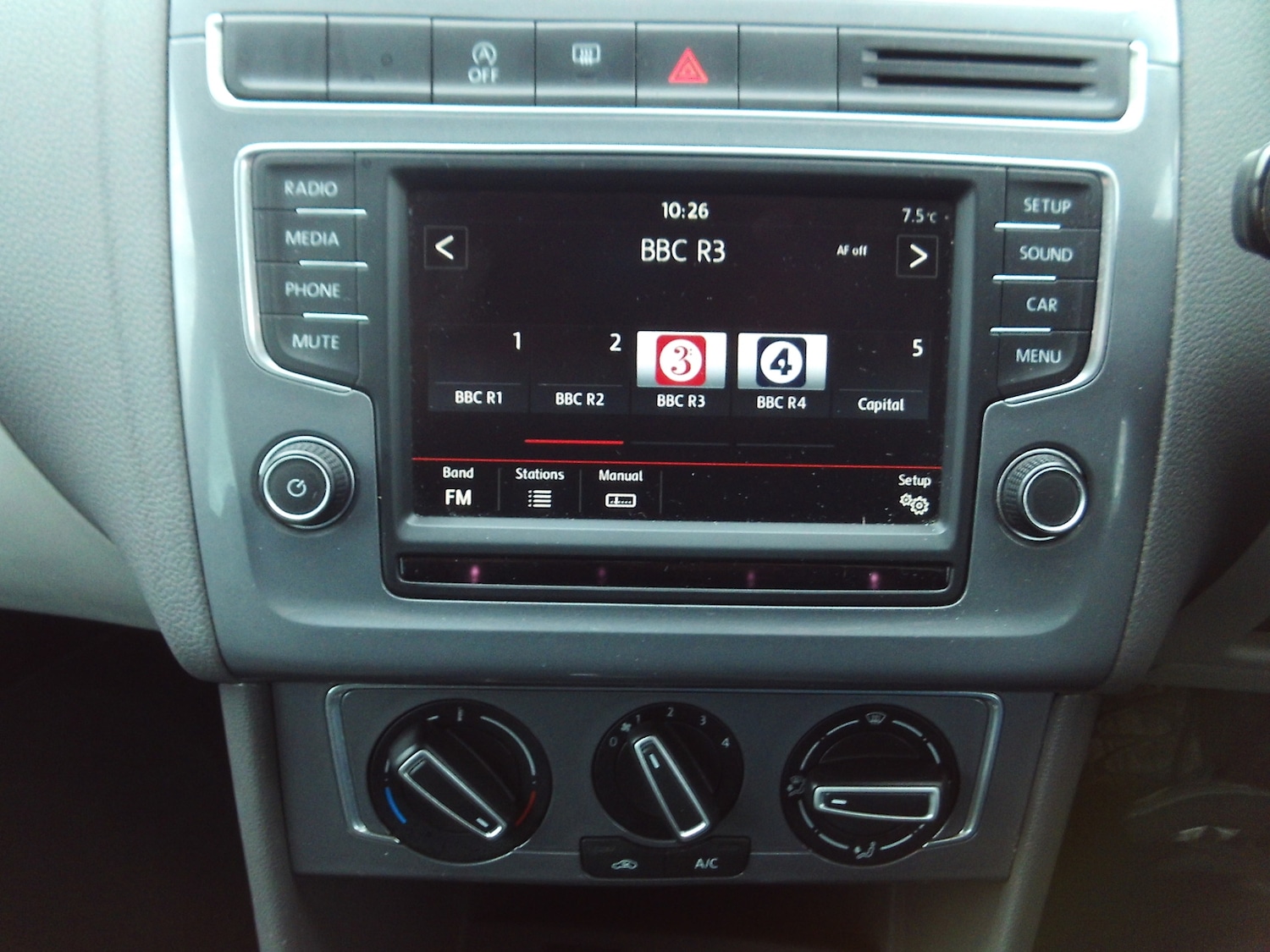 Used Volkswagen Polo 2015 for sale - 77149164: Photo 16