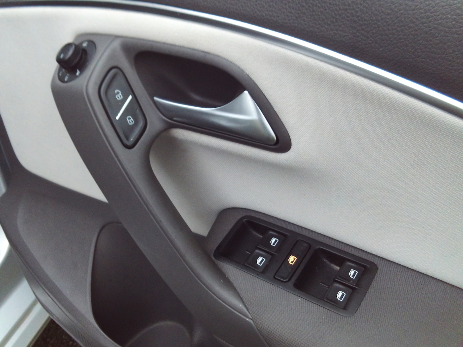 Used Volkswagen Polo 2015 for sale - 77149164: Photo 18