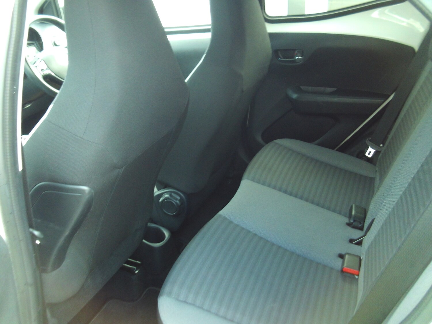 Used Toyota AYGO 2018 for sale - 76364887: Photo 14