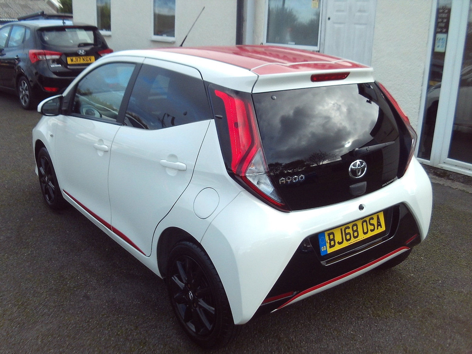 Used Toyota AYGO 2018 for sale - 76364887: Photo 5