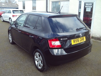 Used Skoda Fabia 2016 for sale - 77873651: Photo