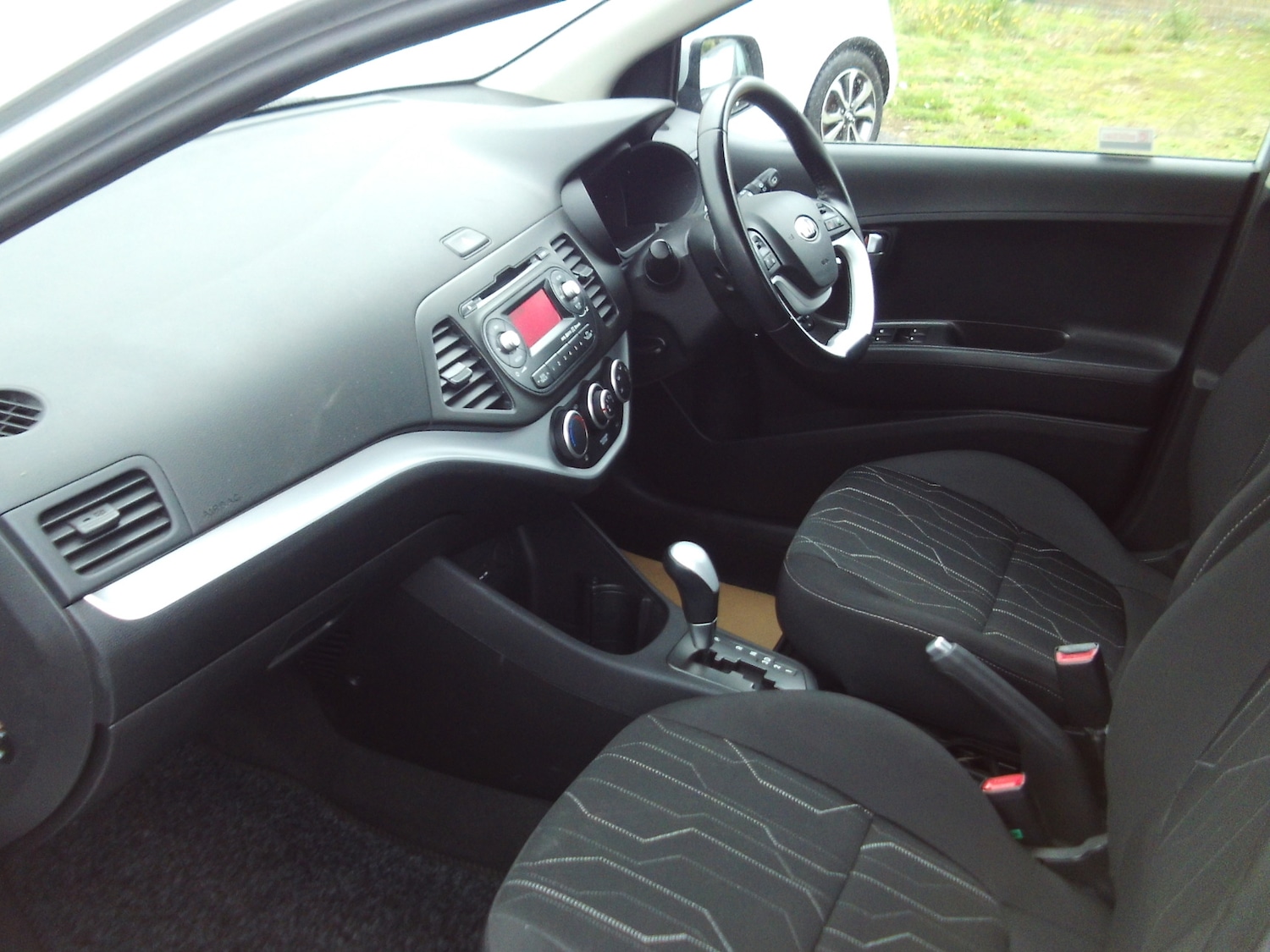 Used Kia Picanto 2014 for sale - 76243343: Photo 13