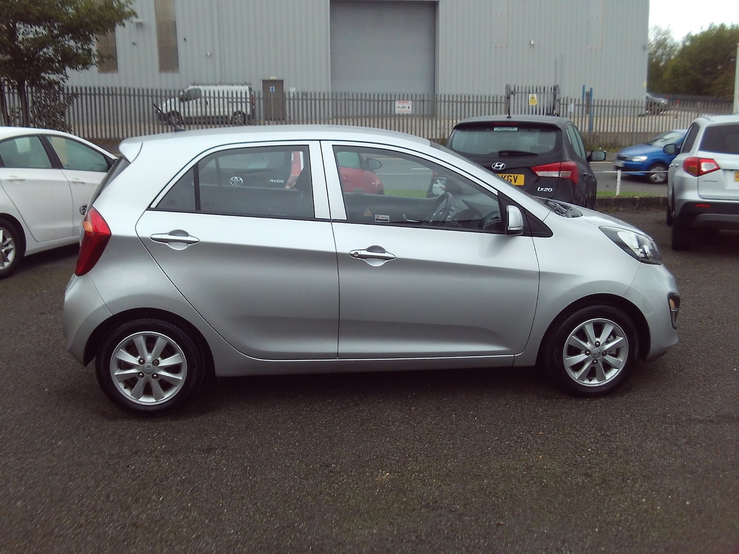 Used Kia Picanto 2014 for sale - 76243343: Photo 8