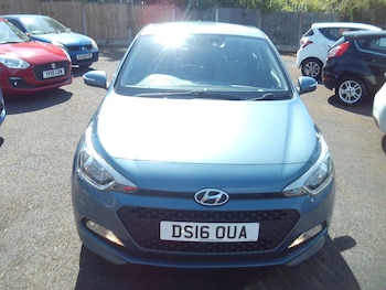 Used Hyundai i20 2016 for sale - 79499900: Photo