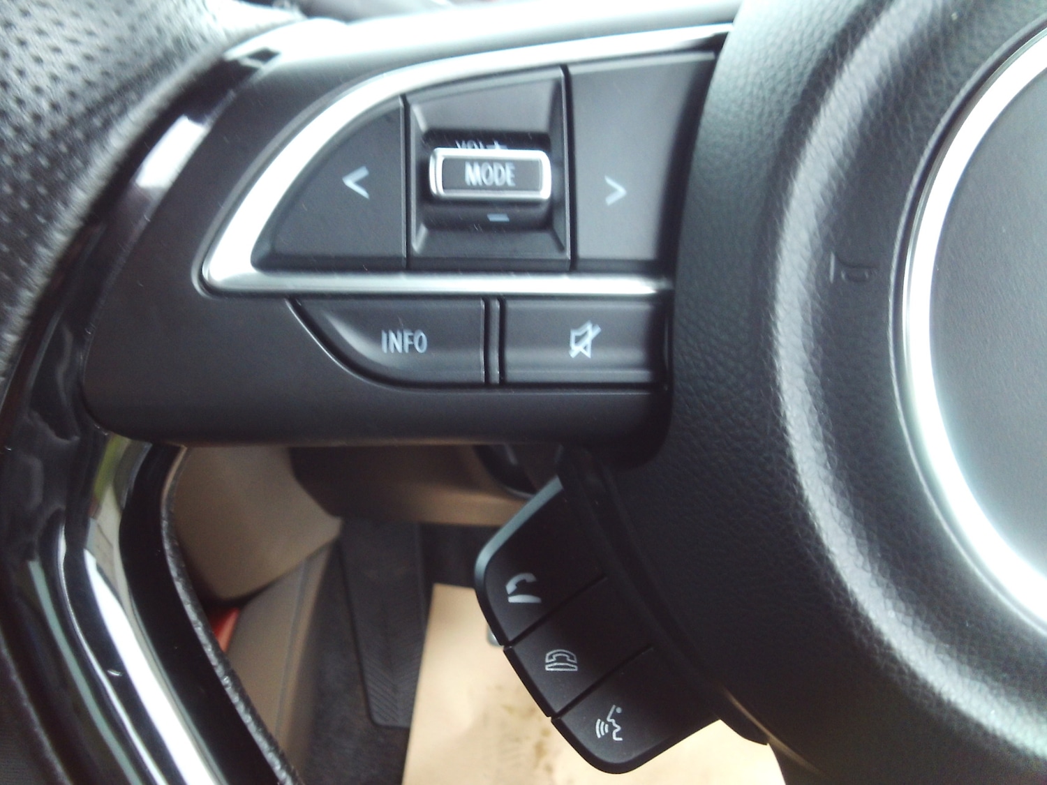 Used Suzuki Swift 2019 for sale - 77490395: Photo 23