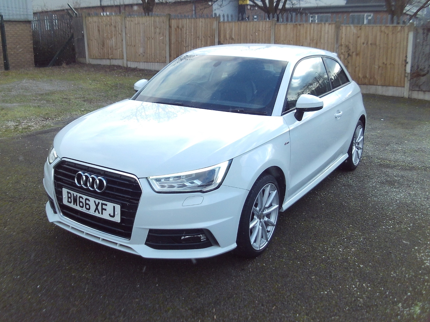 Used Audi A1 2017 for sale - 77100139: Photo 3