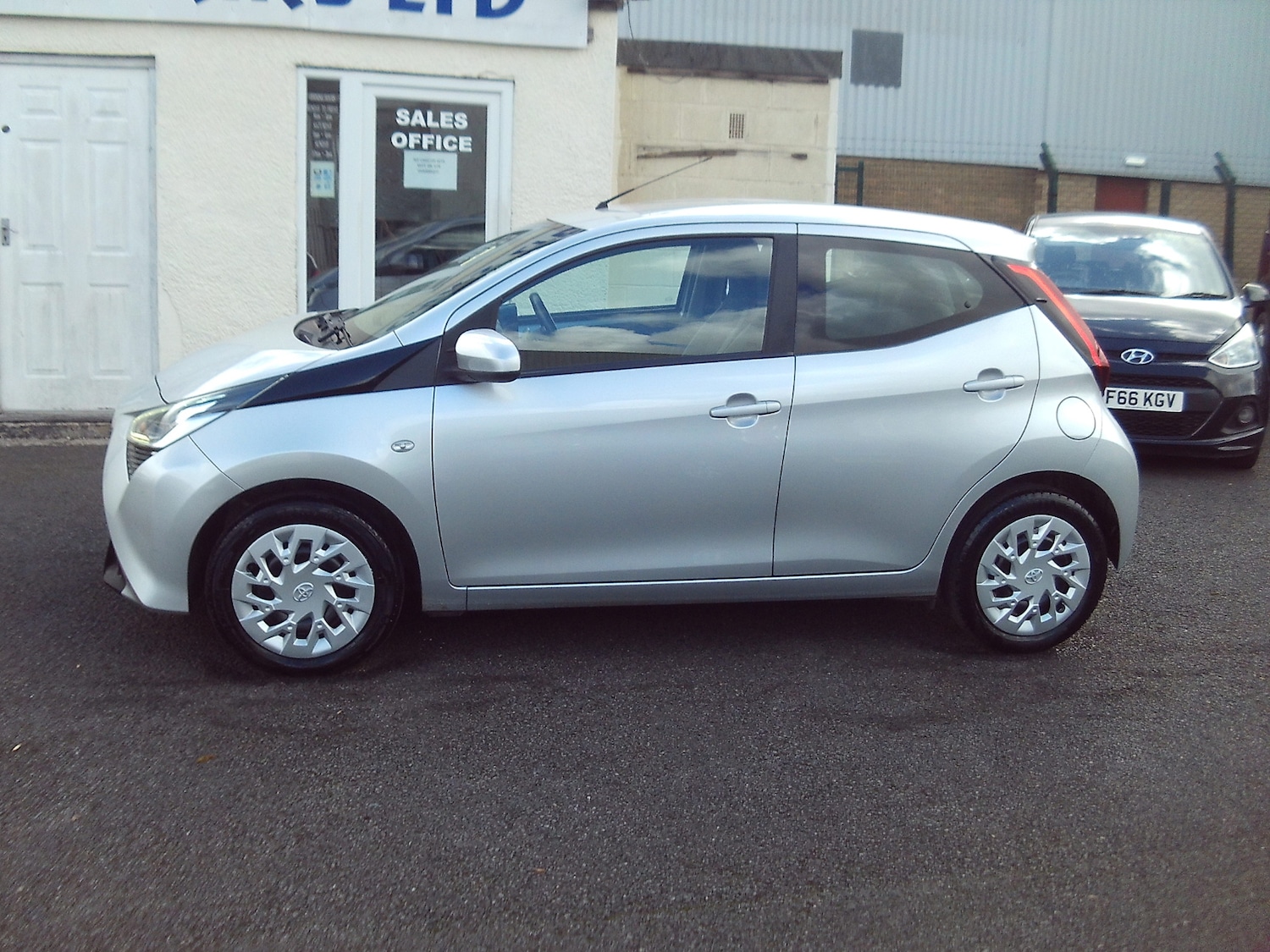 Vehicle 4