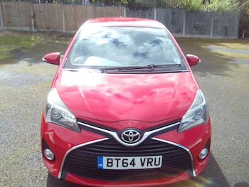 Used Toyota Yaris 2014 for sale - 79842009: Photo