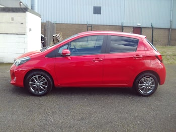 Used Toyota Yaris 2014 for sale - 79842009: Photo