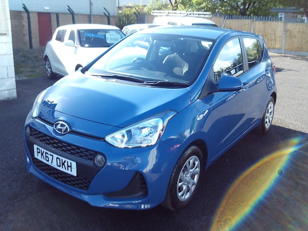 Used Hyundai i10 2017 for sale - 75735392: Photo 3